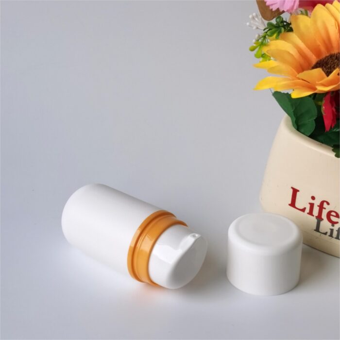 Eco-Conscious Airless Bottle – Refillable and Sustainable AB0083 - Image 4