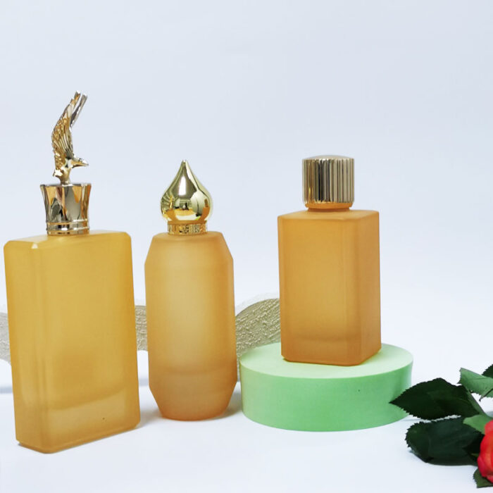 Custom-made Heavy Base Irregular Crimp Mouth 100ml Glass Perfume Spray Bottle GL0020 - Image 2