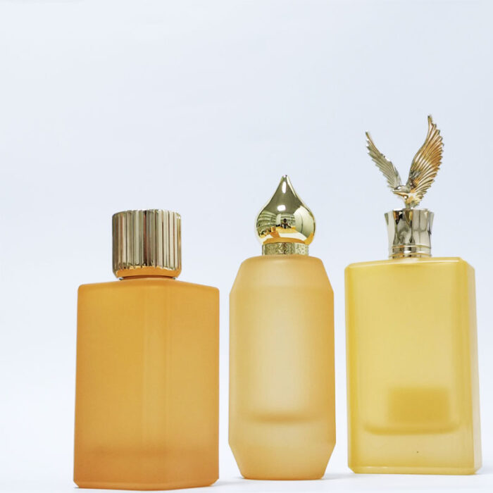 Custom-made Heavy Base Irregular Crimp Mouth 100ml Glass Perfume Spray Bottle GL0020