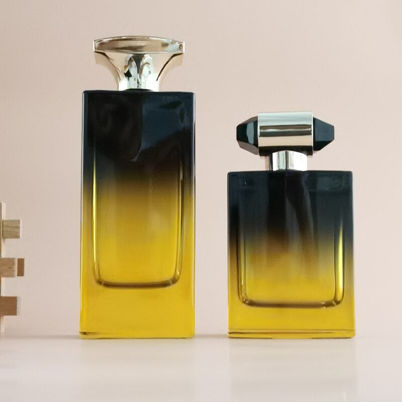 Custom Design Unique Luxury Perfume 100ml Polished Gradient Color Glass Bottle Refill Fancy Perfume Spray Bottle With Gold Cap