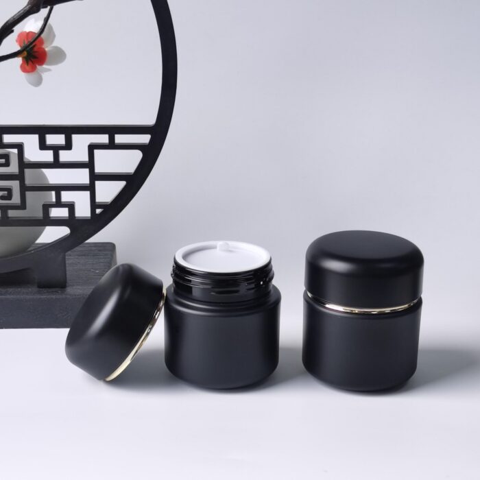 High-Quality Thick Wall PET Plastic Cream Jar JA0066 - Image 6