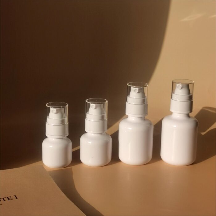 Lovely Boston Round Shape Spray Bottle Packaging For Beauty Clinic PB0143